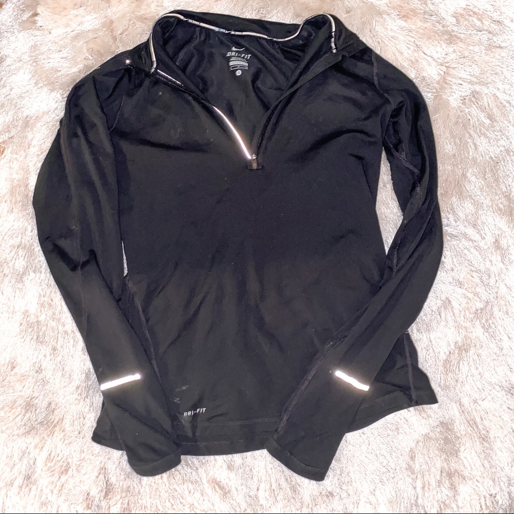 NIKE DRI-FIT PULLOVER